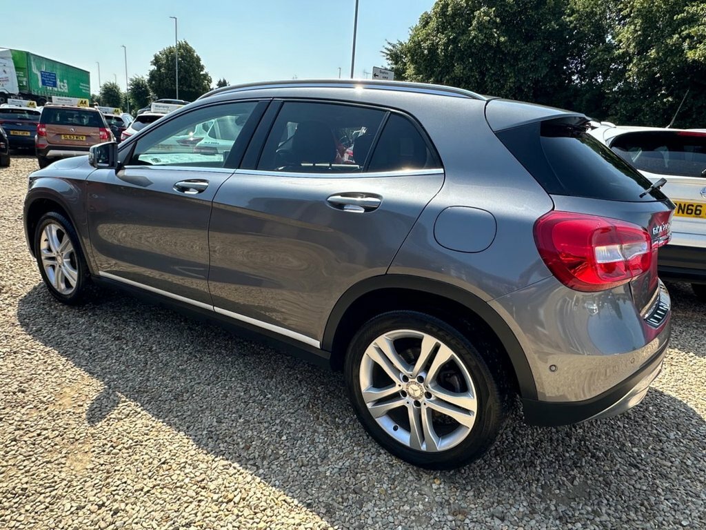 Mercedes-Benz GLA Class 2.1L Sport Grey #6