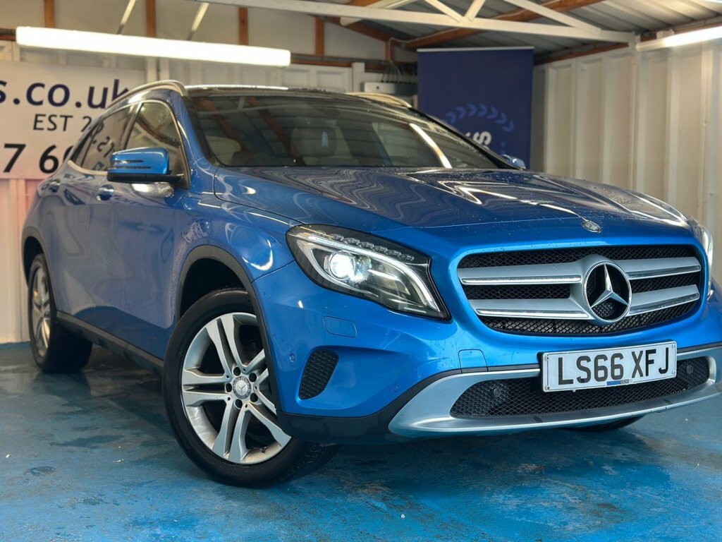 Mercedes-Benz GLA Class 2.1L Sport LS66XFJ Blue #3