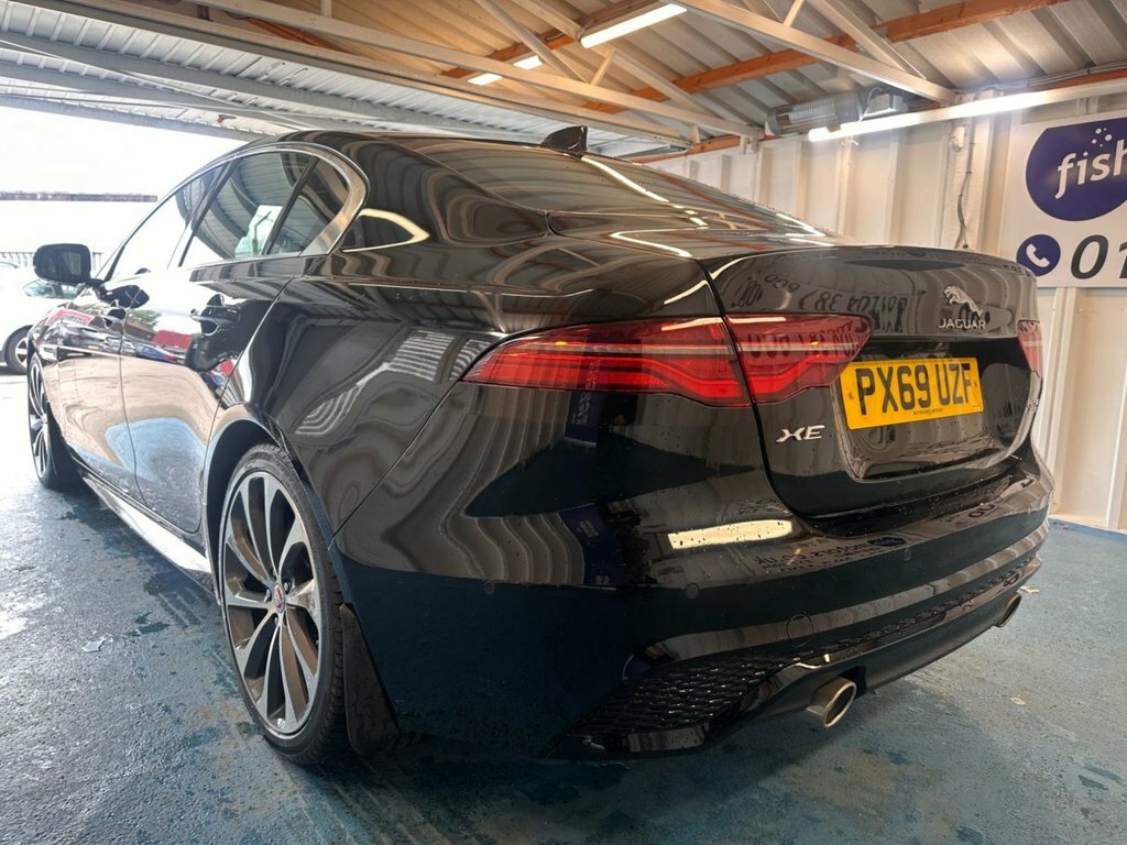 Jaguar XE 2L R-dynamic Hse Black #6