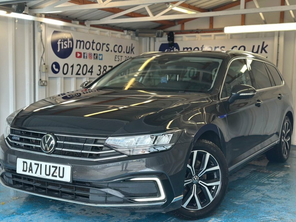Volkswagen Passat 1.4L Gte Grey
