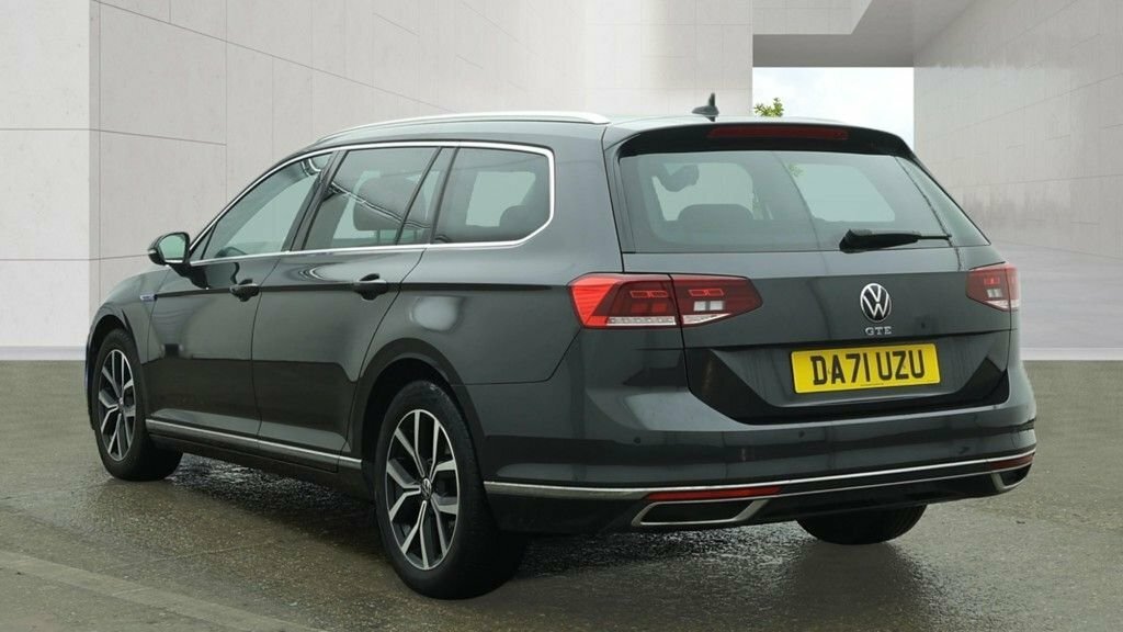Volkswagen Passat 1.4L Gte Grey #4