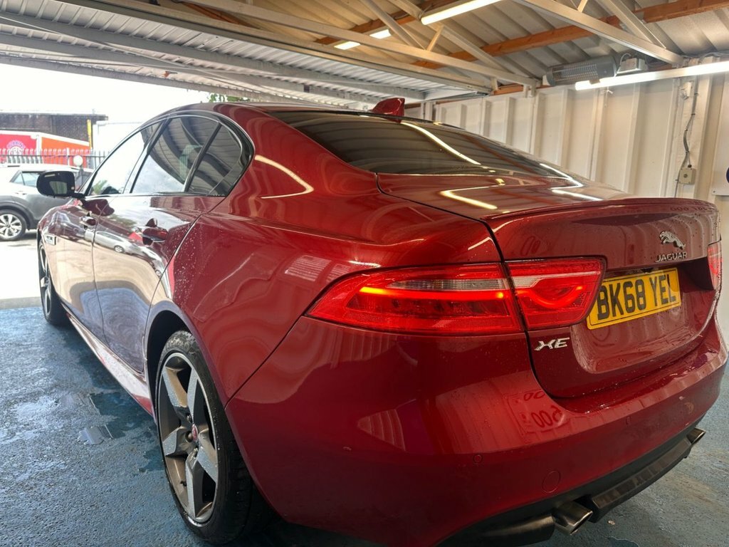 Jaguar XE 2L R-sport BK68YEL Red #4