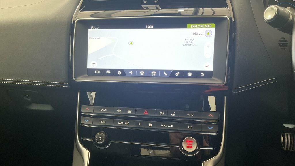 Jaguar XE 2L R-sport Red #2