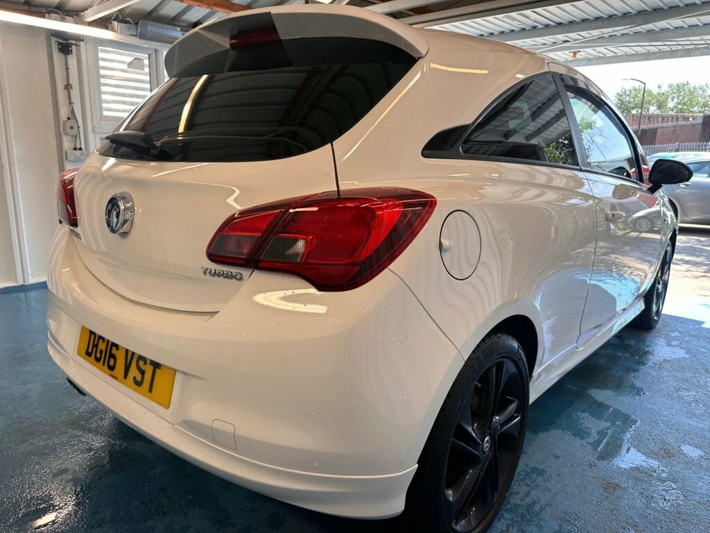 Vauxhall Corsa 1.4L Limited Edition DG16VST White #5