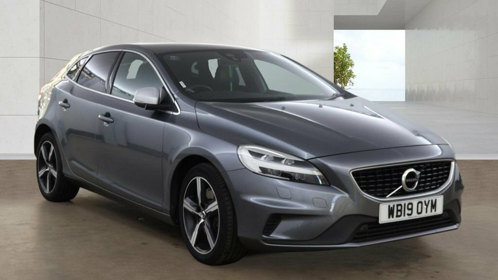 Volvo V40 1.5L R-design Edition Grey