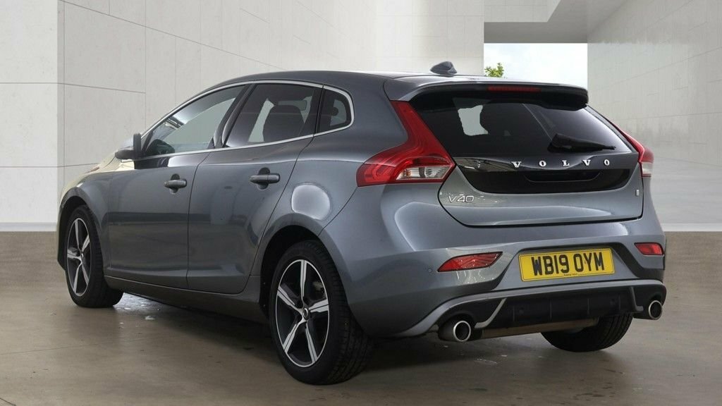 Volvo V40 1.5L R-design Edition Grey #4