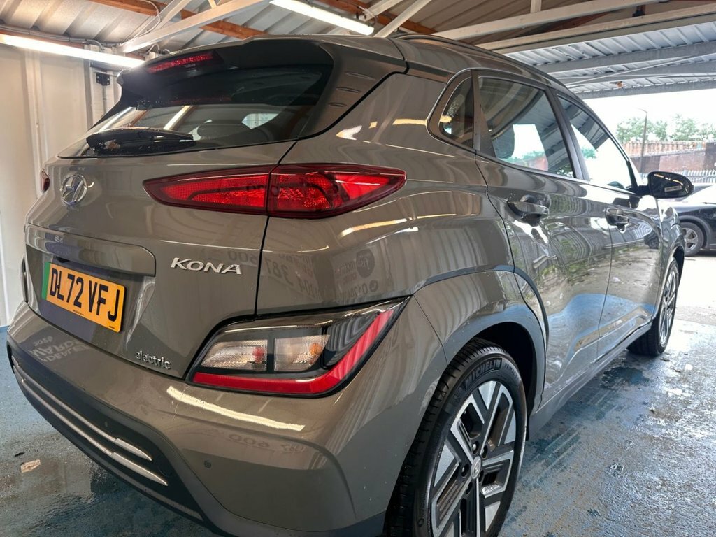 Hyundai Kona Suv DL72VFJ Grey #4