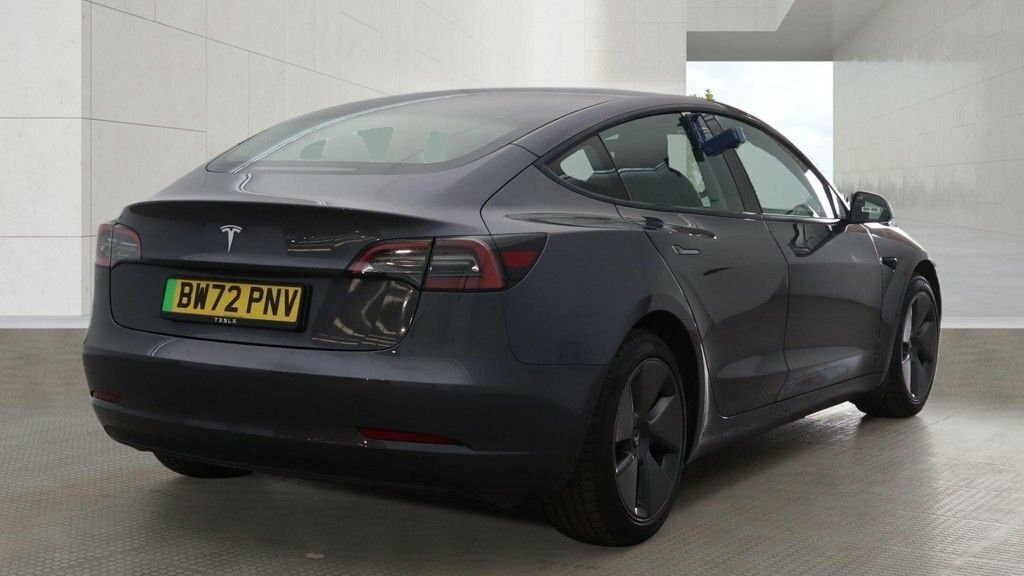 Tesla Model 3 Saloon Grey #5