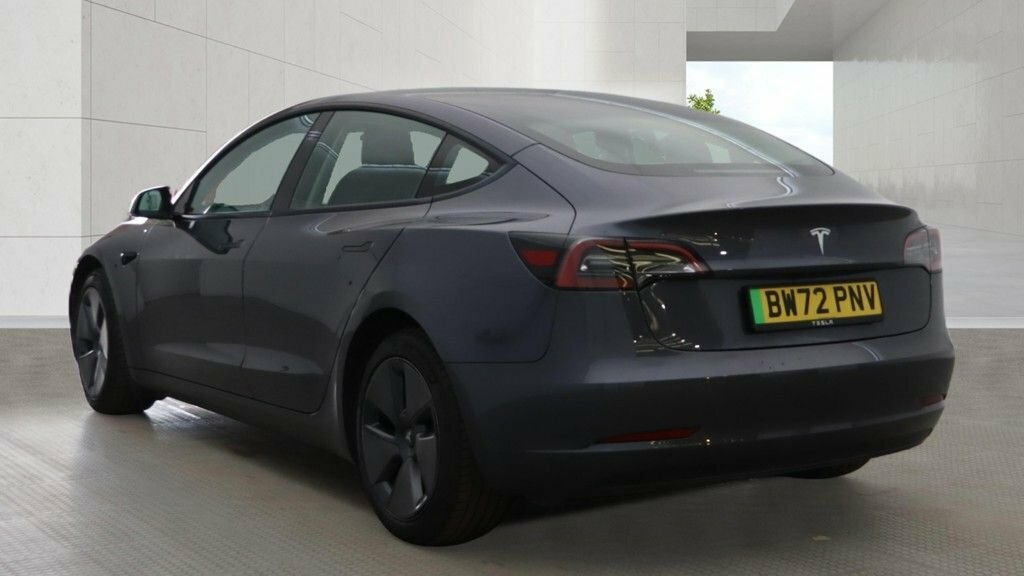 Tesla Model 3 Saloon Grey #4