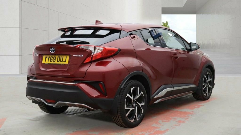 Toyota C-Hr 1.8L Design Red #5