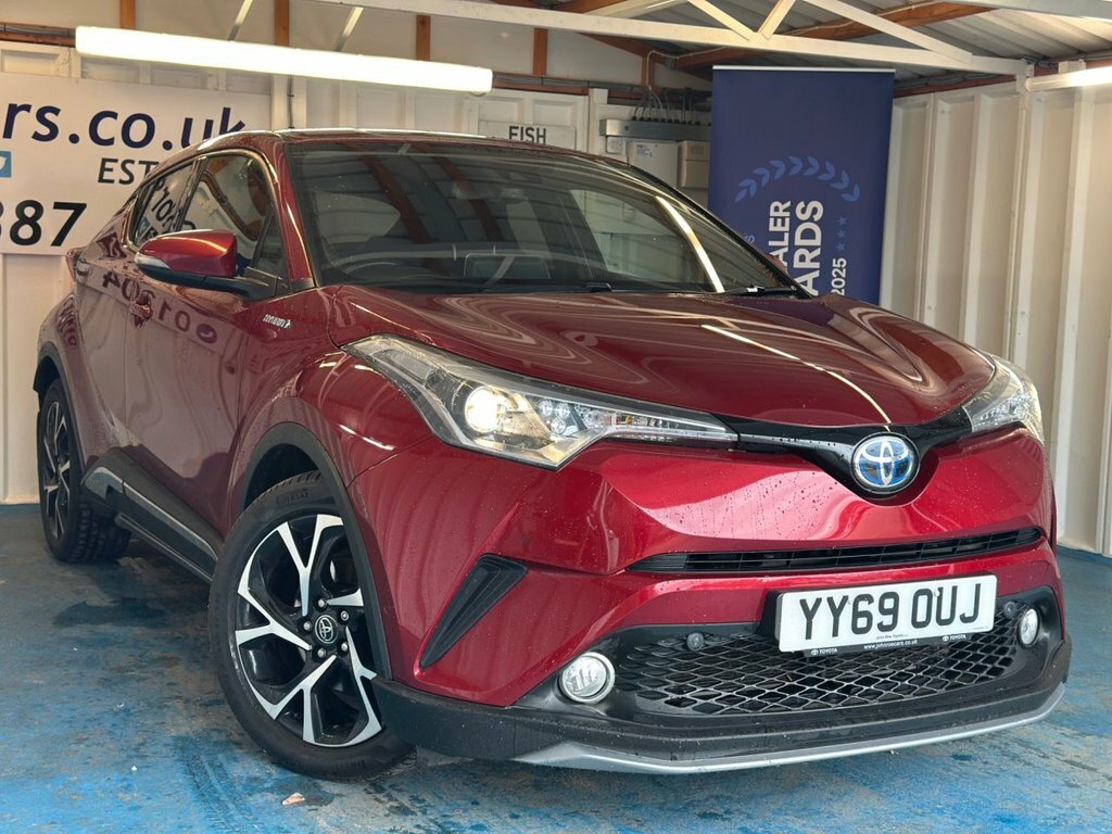Toyota C-Hr 1.8L Design YY69OUJ Red #3