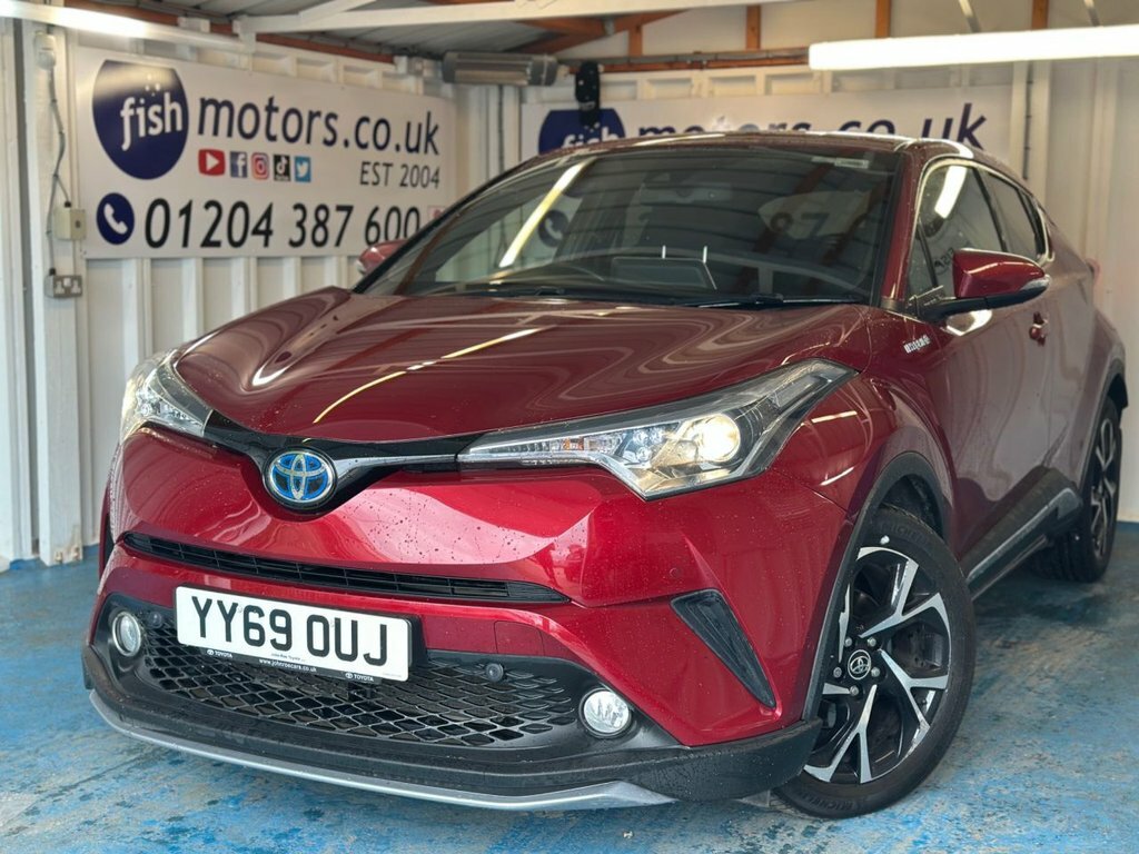 Toyota C-Hr 1.8L Design YY69OUJ Red #5