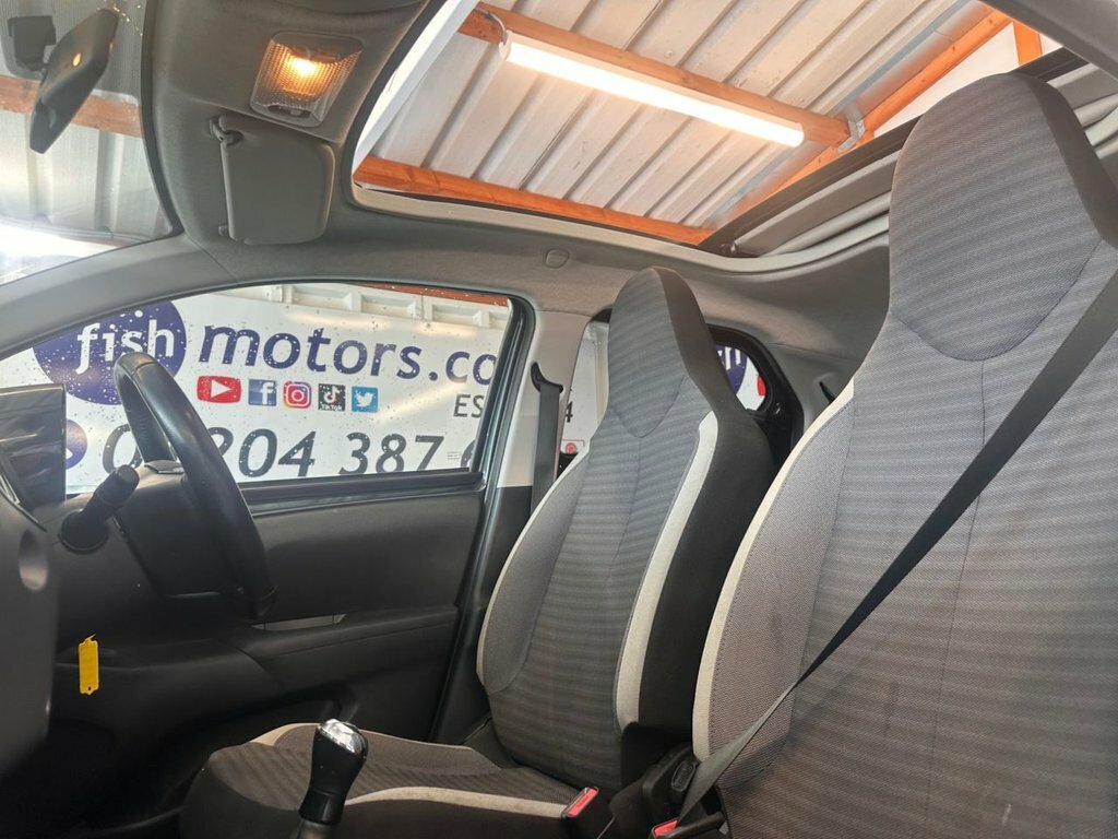Toyota Aygo 1L X-trend SJ20XRY Grey #4