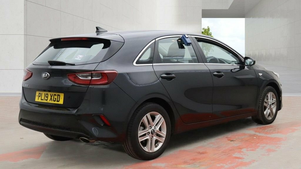 Kia Ceed 1L 2 Black #5