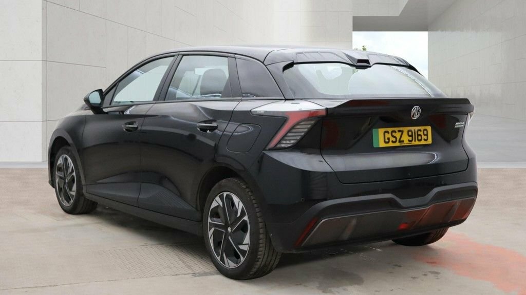 MG MG4 Hatchback Black #4