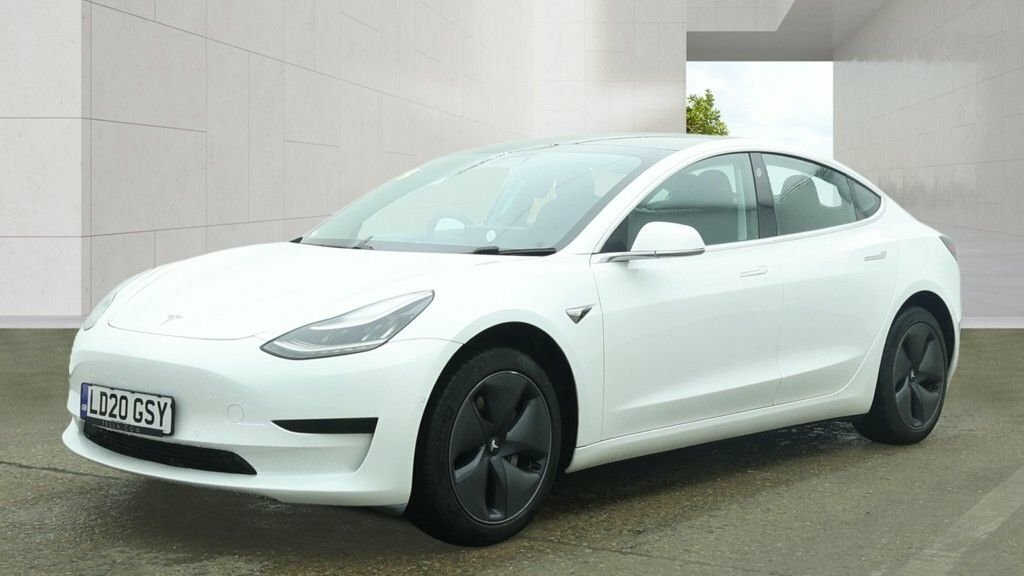 Tesla Model 3 Saloon White #3