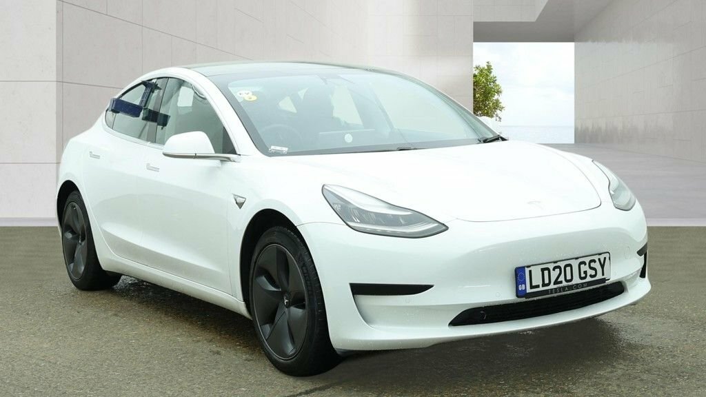Tesla Model 3 Saloon White