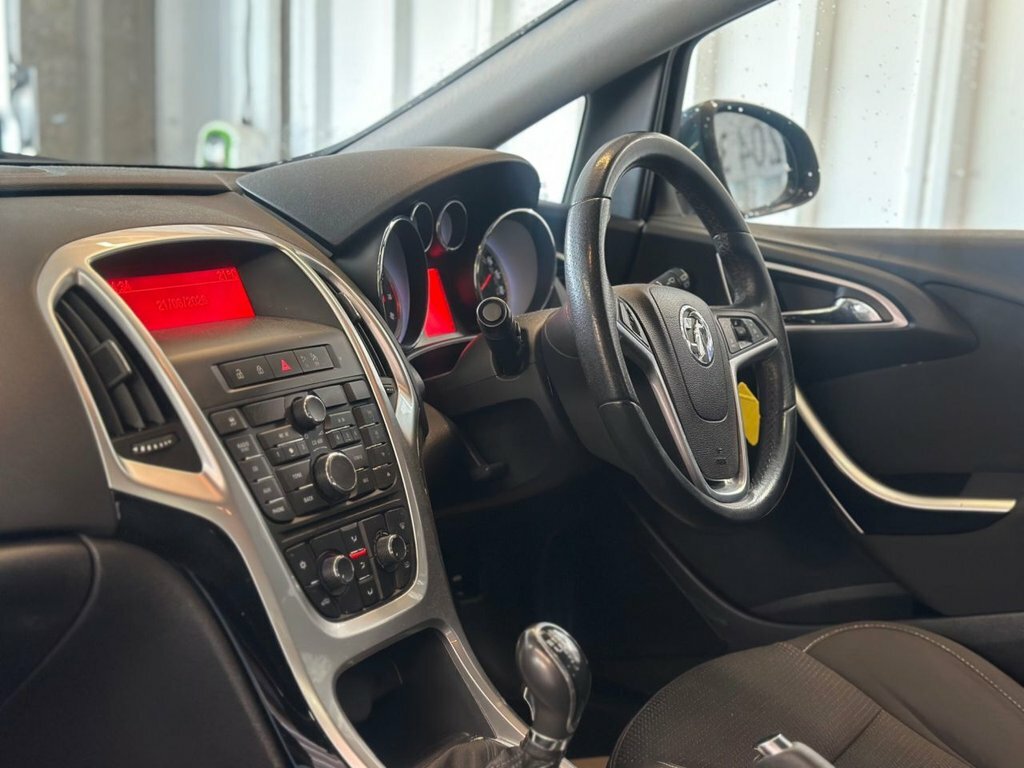 Vauxhall Astra 1.6L Sri Blue #2