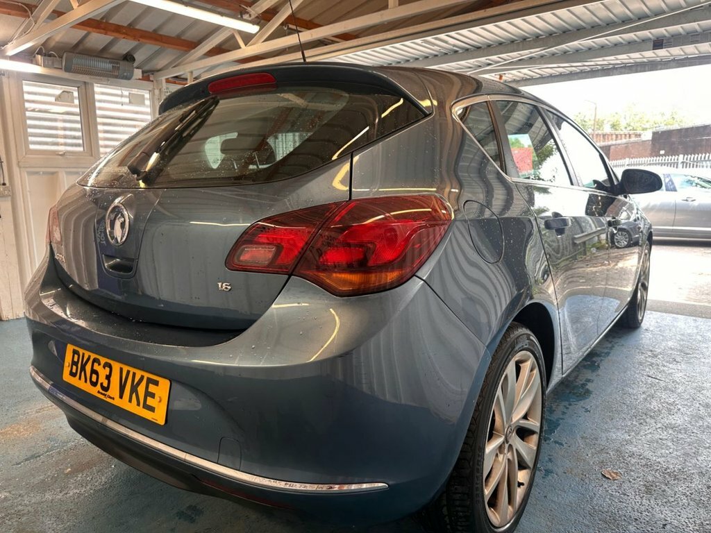 Vauxhall Astra 1.6L Sri Blue #4