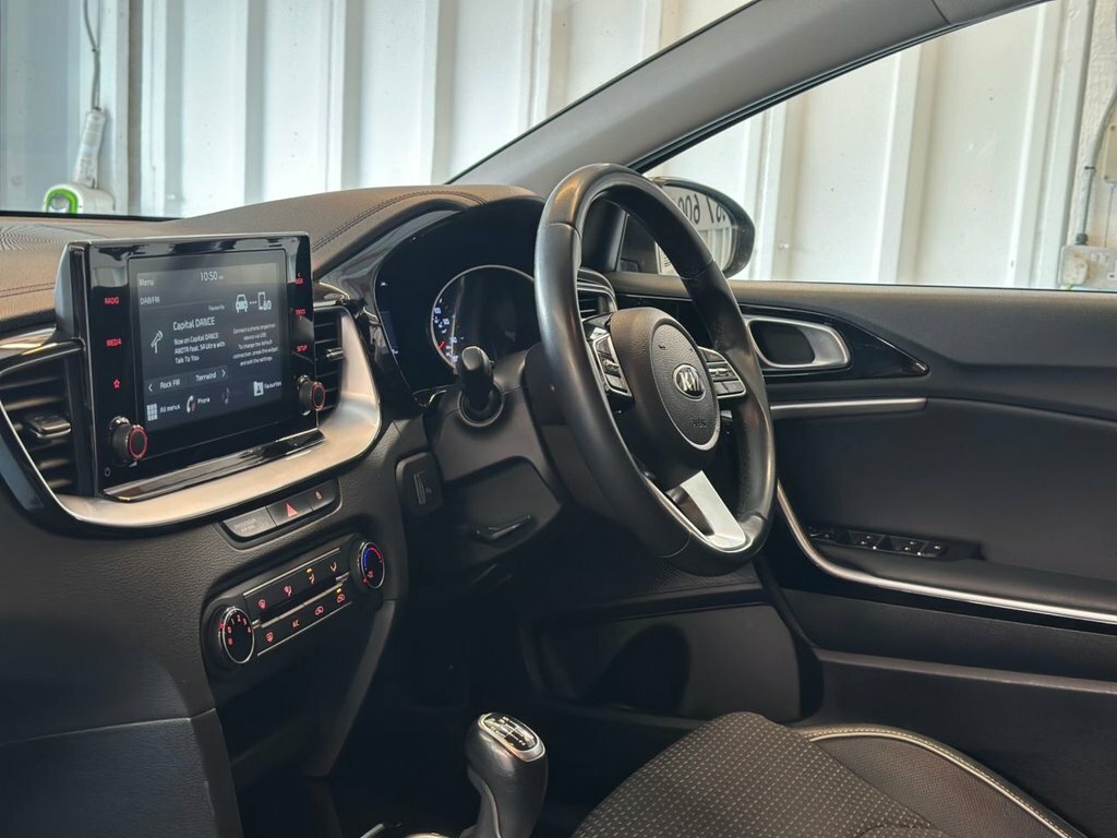 Kia Xceed 1L Edition PK21FOH Silver #2