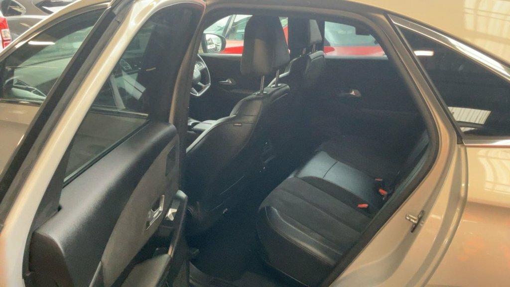 DS DS 7 Crossback 1.6L Performance Line White #6