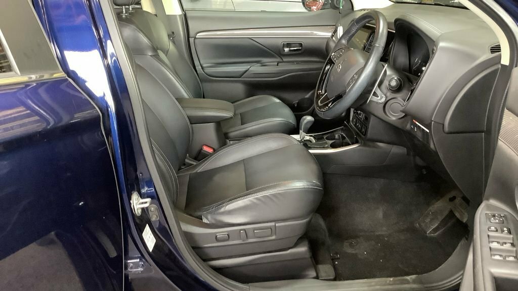 Mitsubishi Outlander 2L Exceed Blue #2