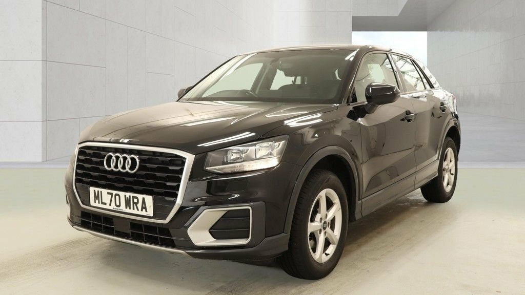 Audi Q2 1L Technik Black #3