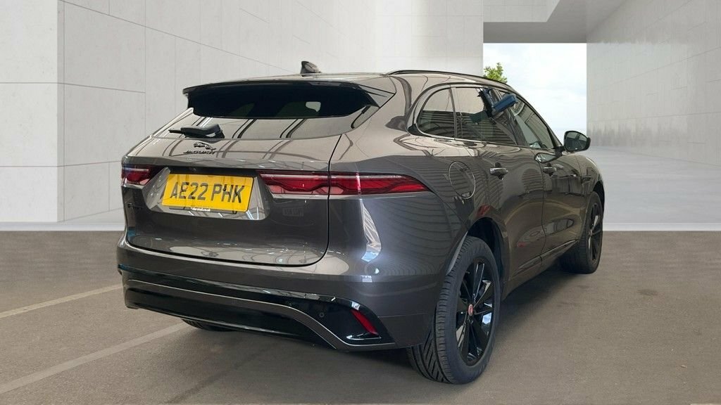 Jaguar F-Pace 2L R-dynamic Black Grey #4