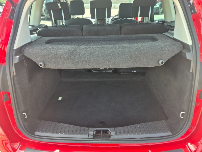 Ford C-Max 1.0 Ecoboost 125 Titanium Red #20