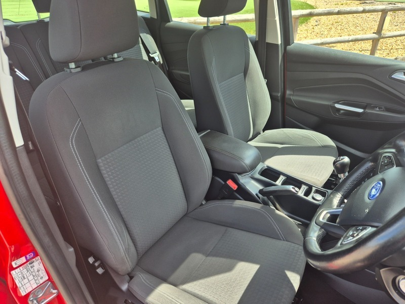 Ford C-Max 1.0 Ecoboost 125 Titanium Red #15