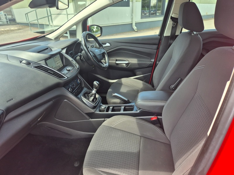 Ford C-Max 1.0 Ecoboost 125 Titanium Red #9
