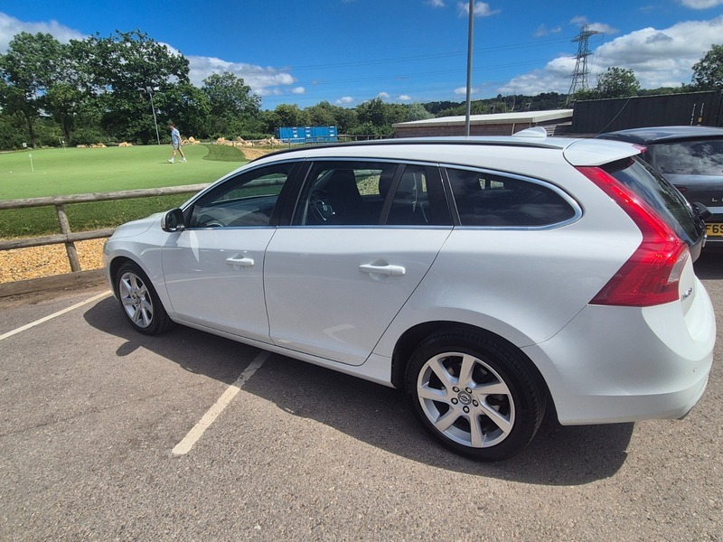 Volvo V60 1.6 D2 R-design Nav Euro 5 Ss Red #36