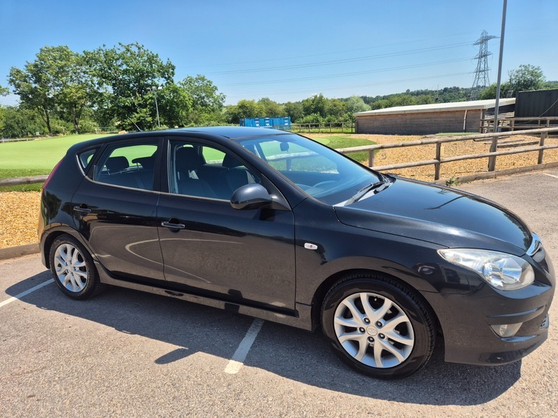 Hyundai I30 2011 1.4 Comfort 108 Bhp Black #4