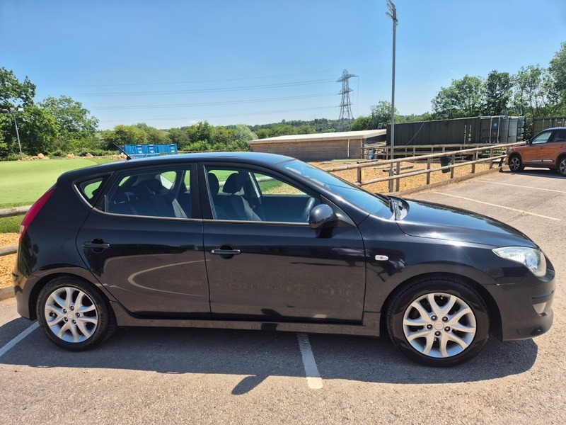 Hyundai I30 2011 1.4 Comfort 108 Bhp Black #5