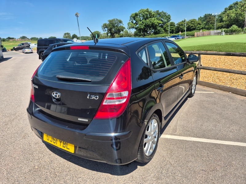 Hyundai I30 2011 1.4 Comfort 108 Bhp Black #26