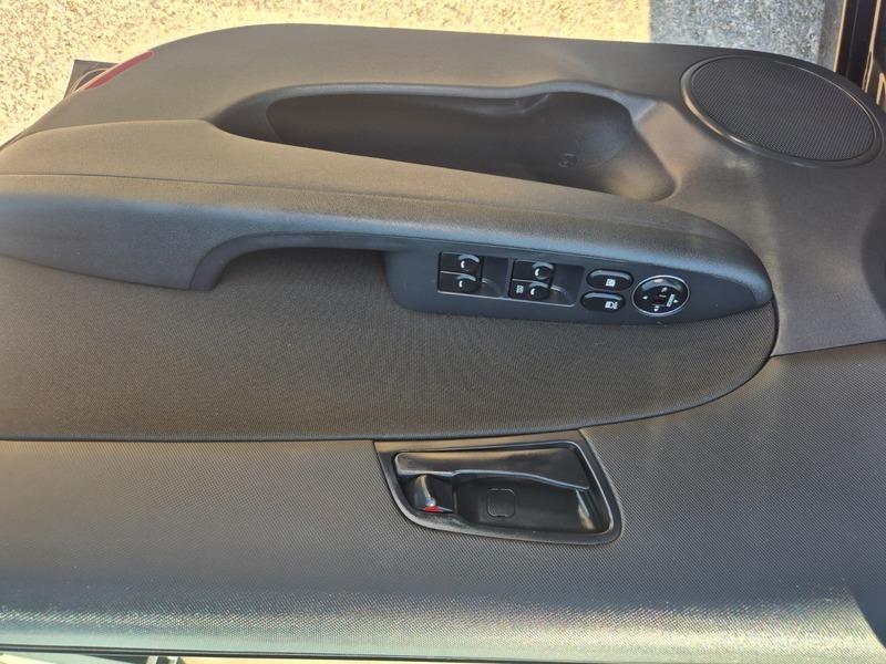 Hyundai I30 2011 1.4 Comfort 108 Bhp Black #20
