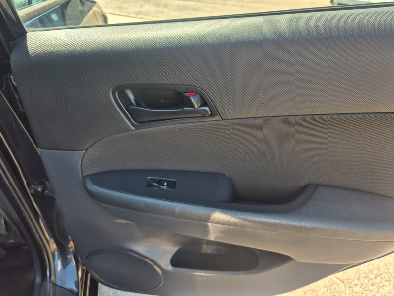 Hyundai I30 2011 1.4 Comfort 108 Bhp Black #16