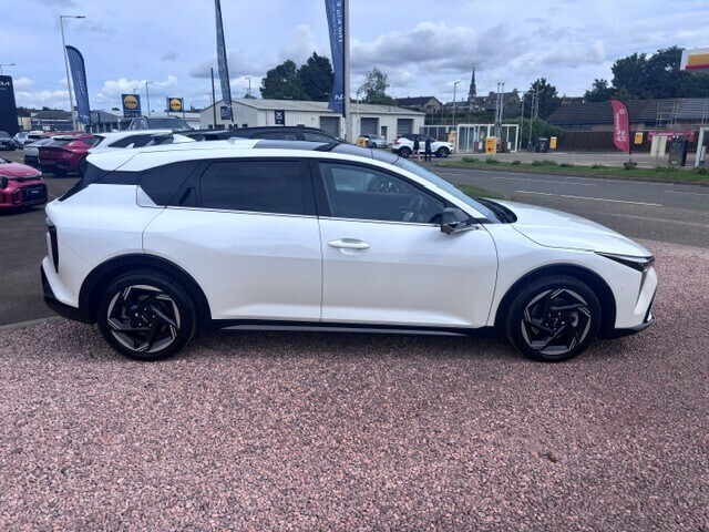 Kia  1.0T-gdi 115 48V Gt-line S Dct SR75AFX White #2