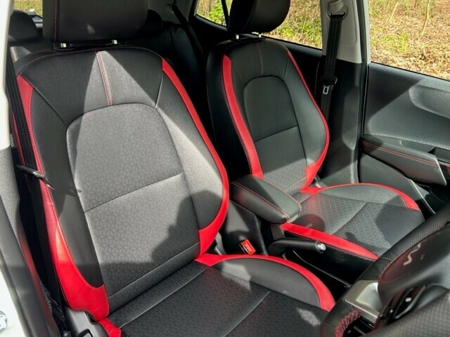 Kia Picanto 1.0 2 4 Seats White #7