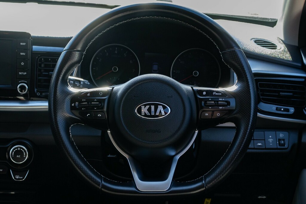 Kia Stonic 4 Isg Black #9
