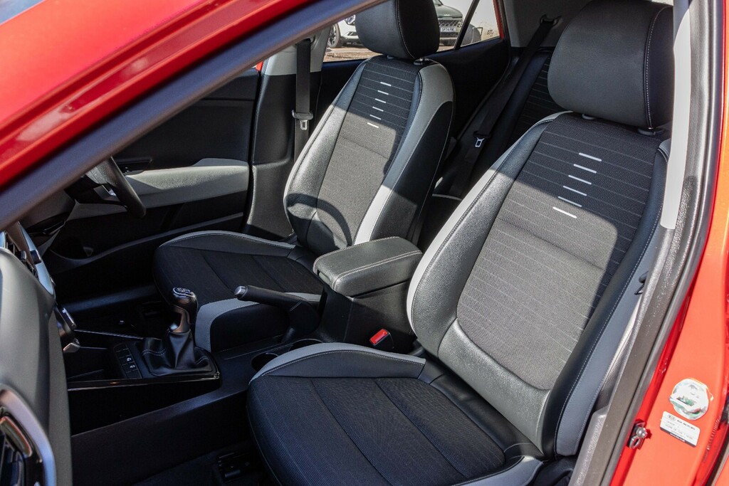 Kia Stonic 4 Isg Black #12