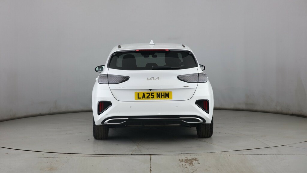 Kia Ceed 1.5T Gdi Isg 138 Gt-line White #4