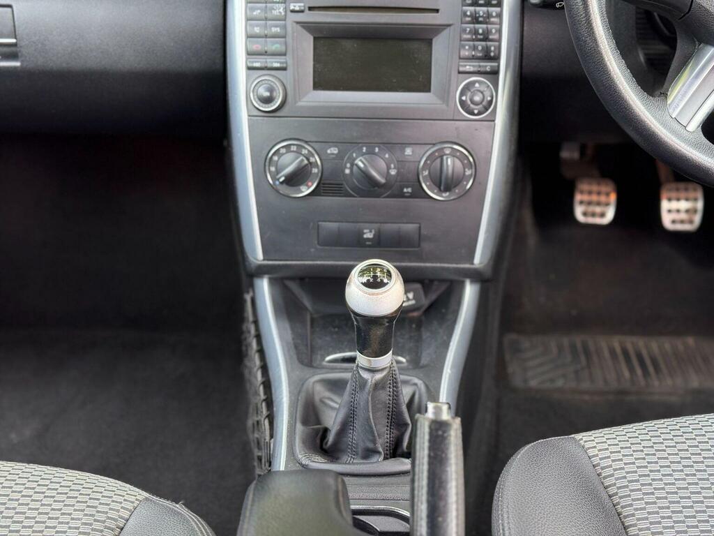 Mercedes-Benz B Class E350 Blueefficiency Avantgarde Cdi Black #34