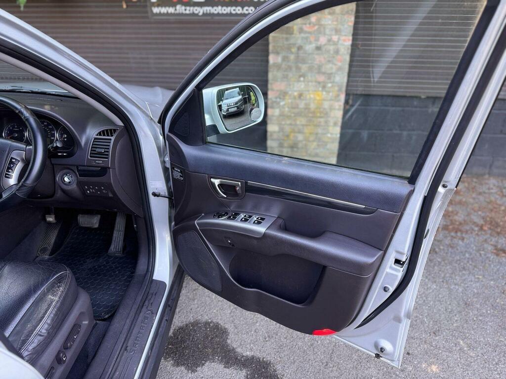 Hyundai Santa Fe 2.2 Premium Crdi 194 Bhp Black #26
