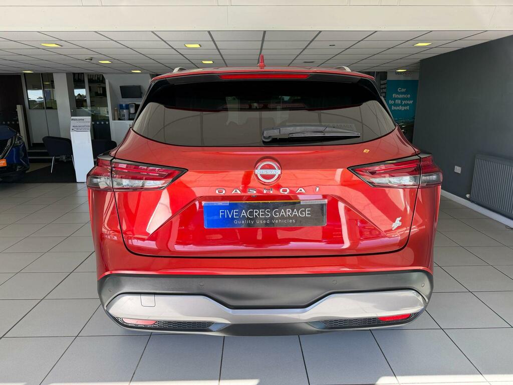 Nissan Qashqai Suv EY73VVC Red #5