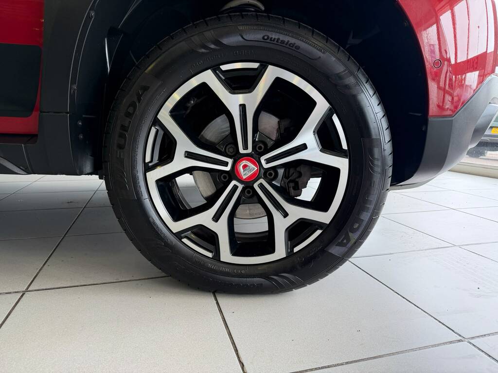 Dacia Duster Suv GM19AVL Red #2