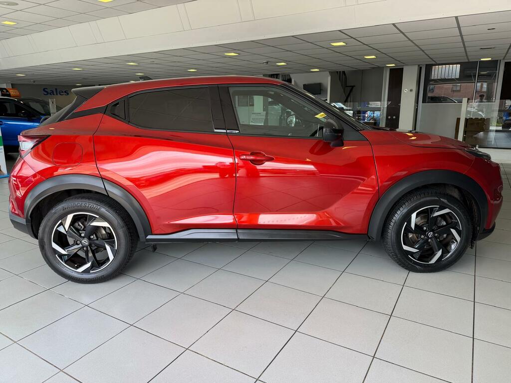 Nissan Juke Suv DA23TFZ Red #3