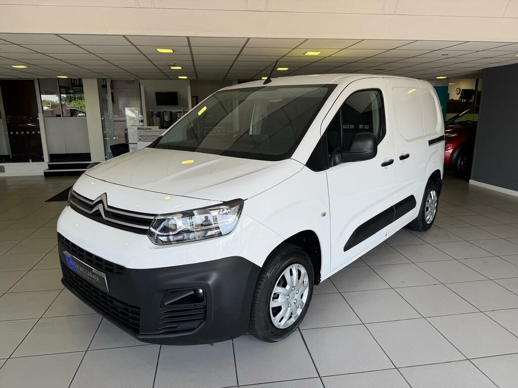 Citroen Berlingo Mpv White #9