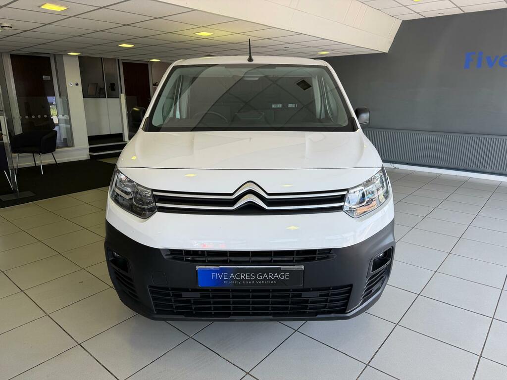 Citroen Berlingo Mpv White #10