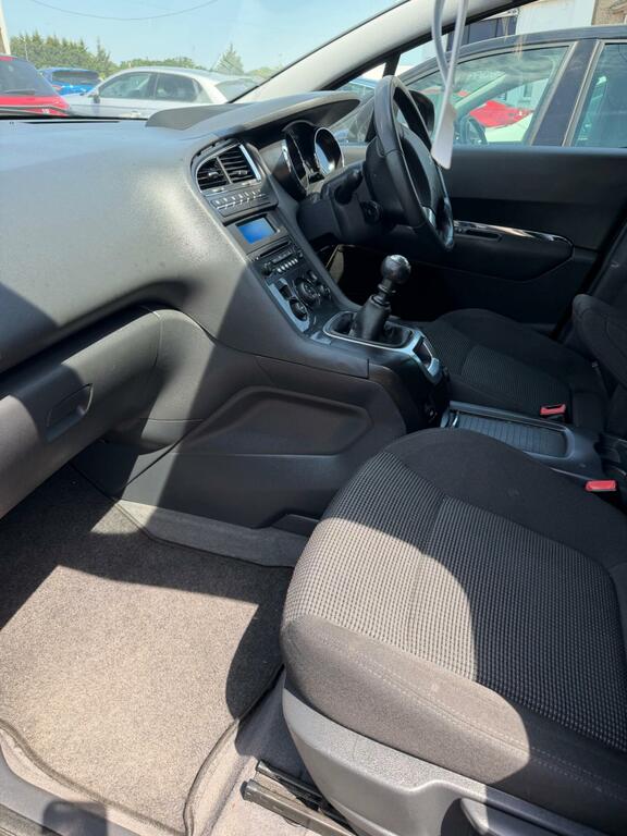 Peugeot 5008 2.0 Hdi Exclusive Euro 5 Black #6